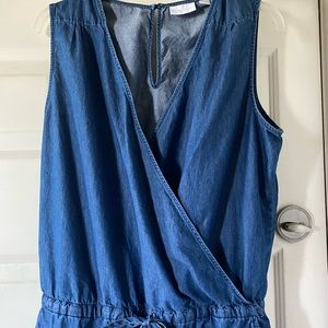 Stylish & trendy V-neck wrap Chambray jumpsuit